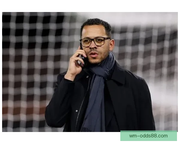 罗塞尼尔谈吉滕斯训练再度受伤并回应与恩佐谈话将择机说明原因细